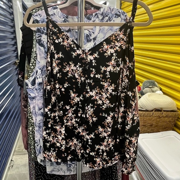 Old Navy Tops - Old Navy | Black Floral Camisole | size 2x